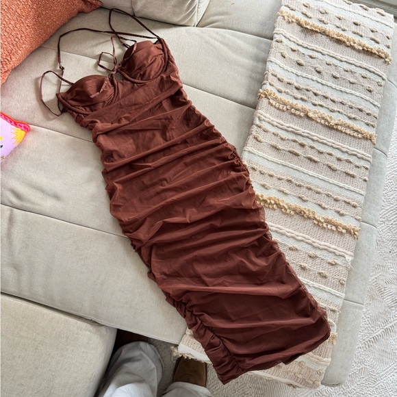 Oh Polly Brown Ruched Dress - Picture 1 of 3